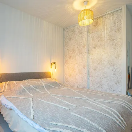 Les Jardins D'aunis-2 By Interhome Апартаменты *