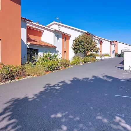 Apartman Les Jardins D'aunis-2 By Interhome Royan